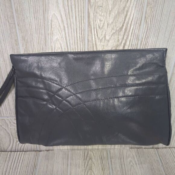 Womens Wristlet Clutch Purse Steel Gray Faux Leather Detailed Stitching Snap Zip - Picture 4 of 6